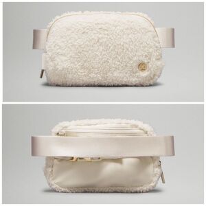 Lululemon Everywhere Belt Bag 1L Fleece white opal/gold‎ NWT Sherpa